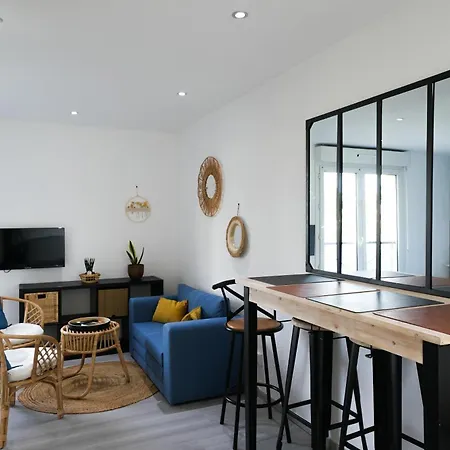 Cosy Gare Апартаменты *